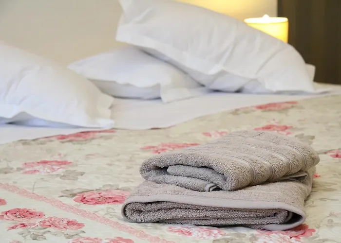 Studio Apartments Mirakul